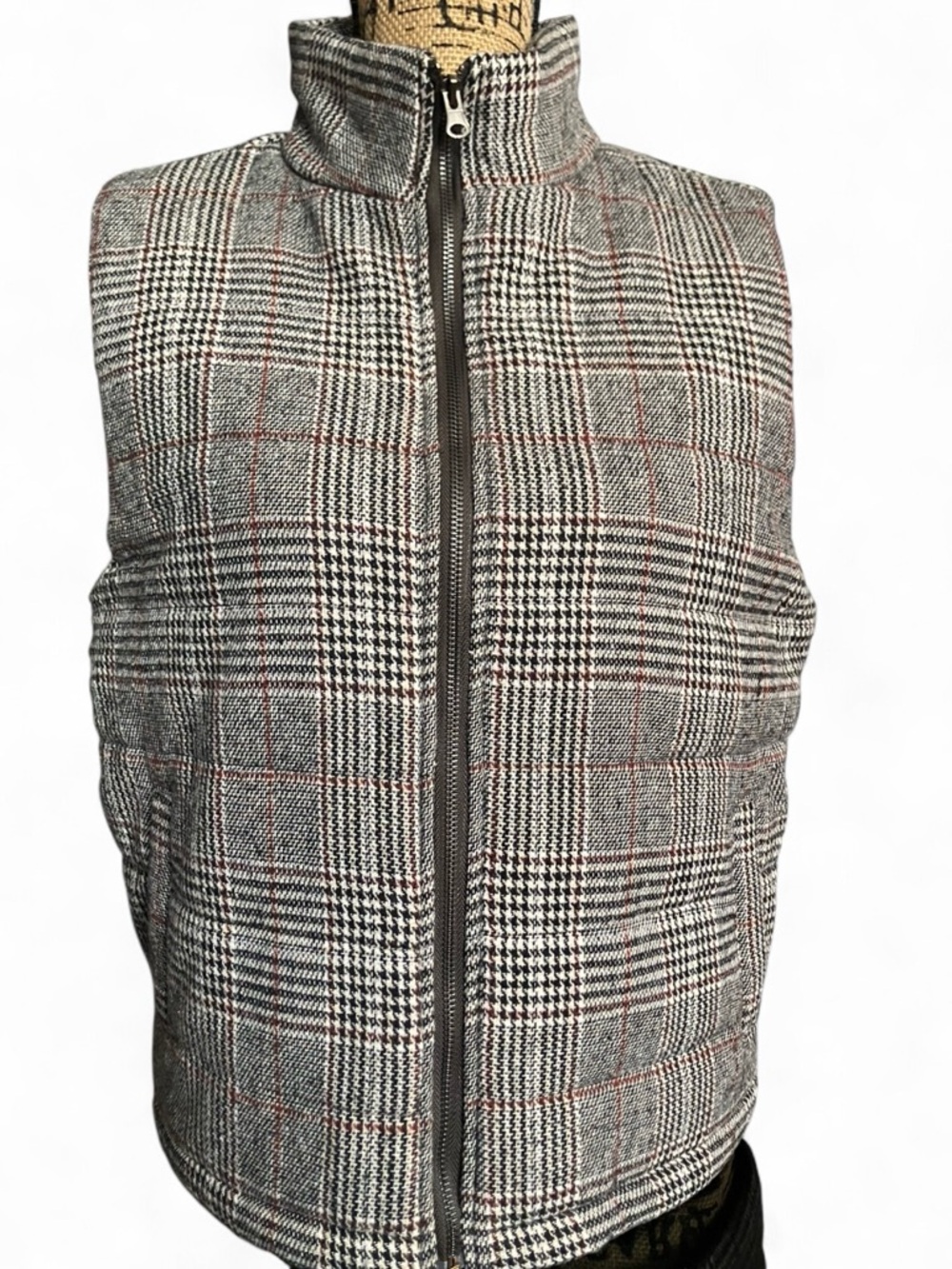 Grace + Karma Women’s Plaid Puffer Vest Size M